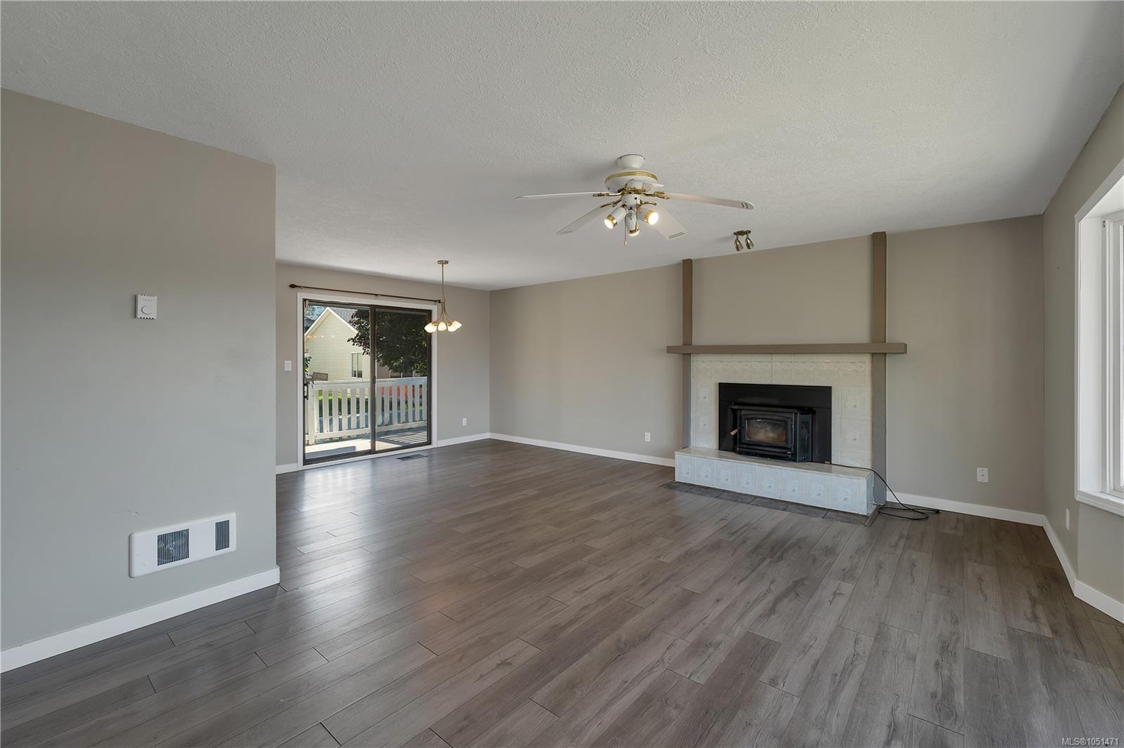 531 Savary Cres