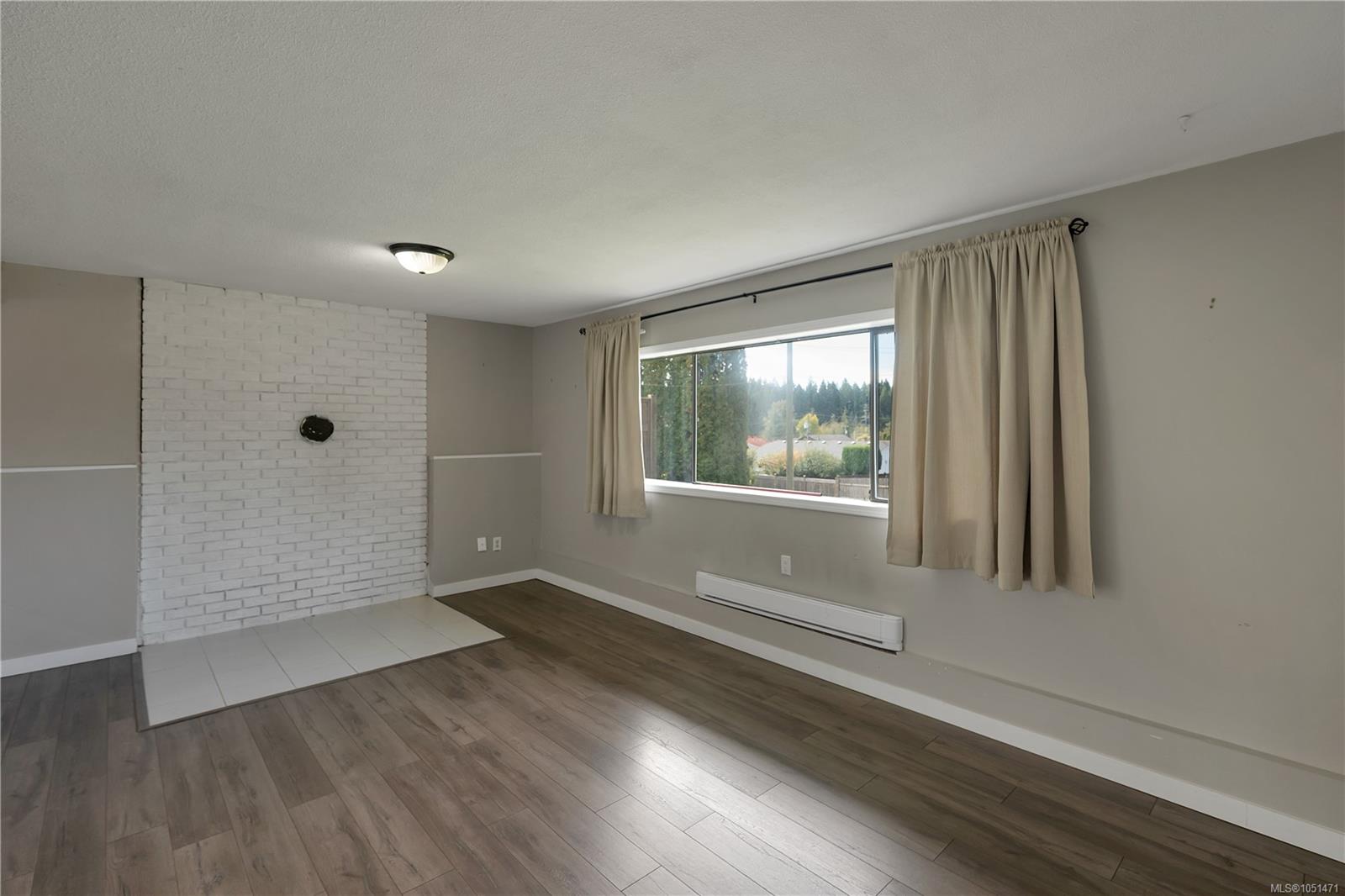 531 Savary Cres