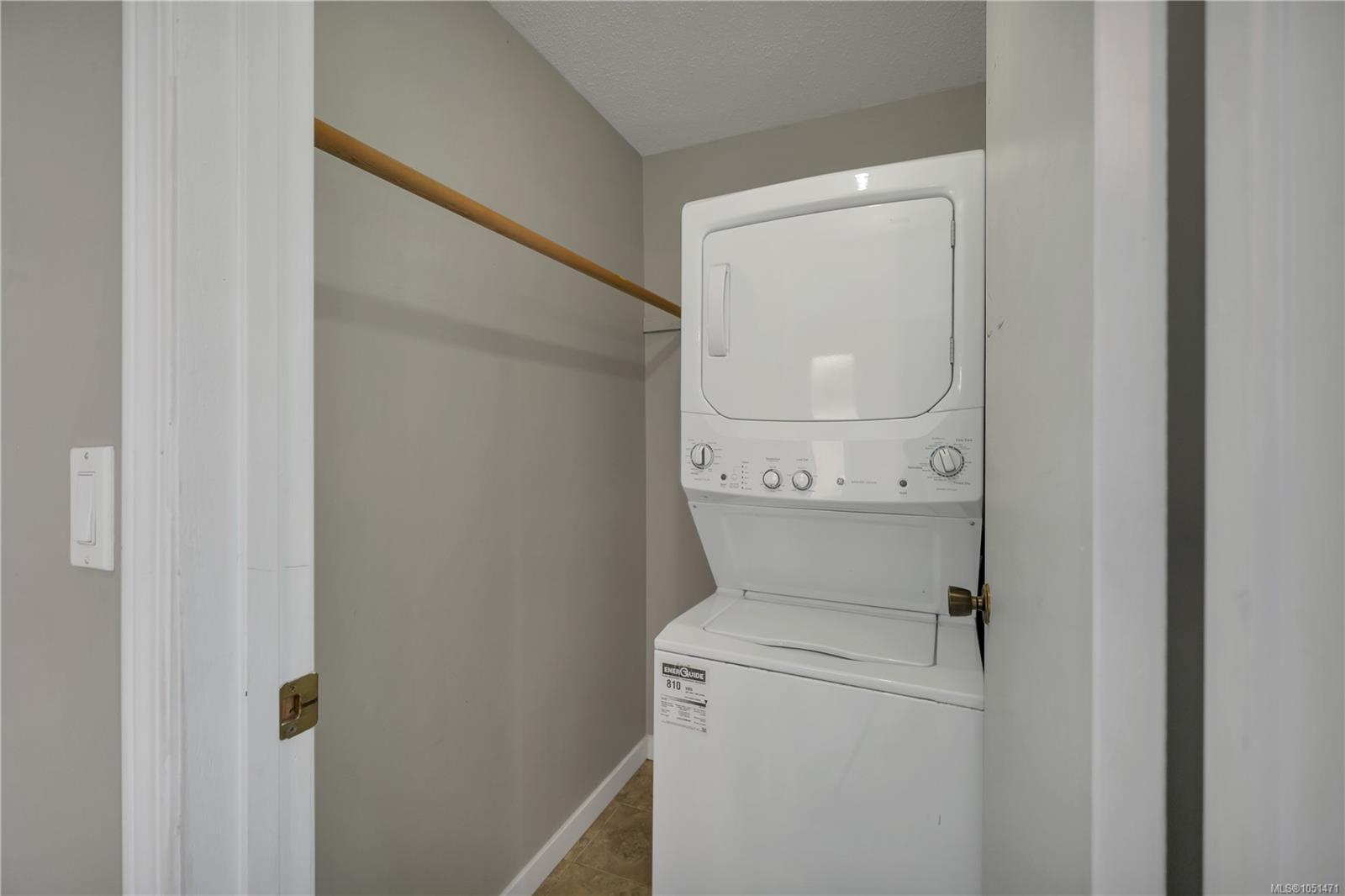 531 Savary Cres