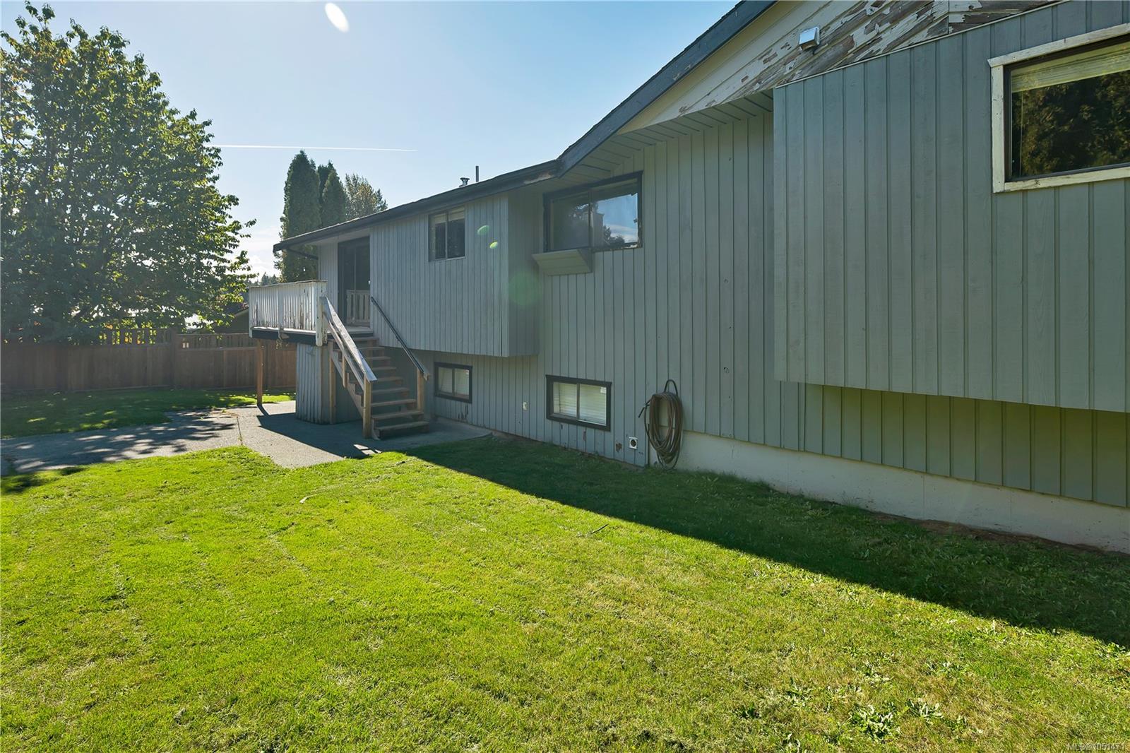 531 Savary Cres