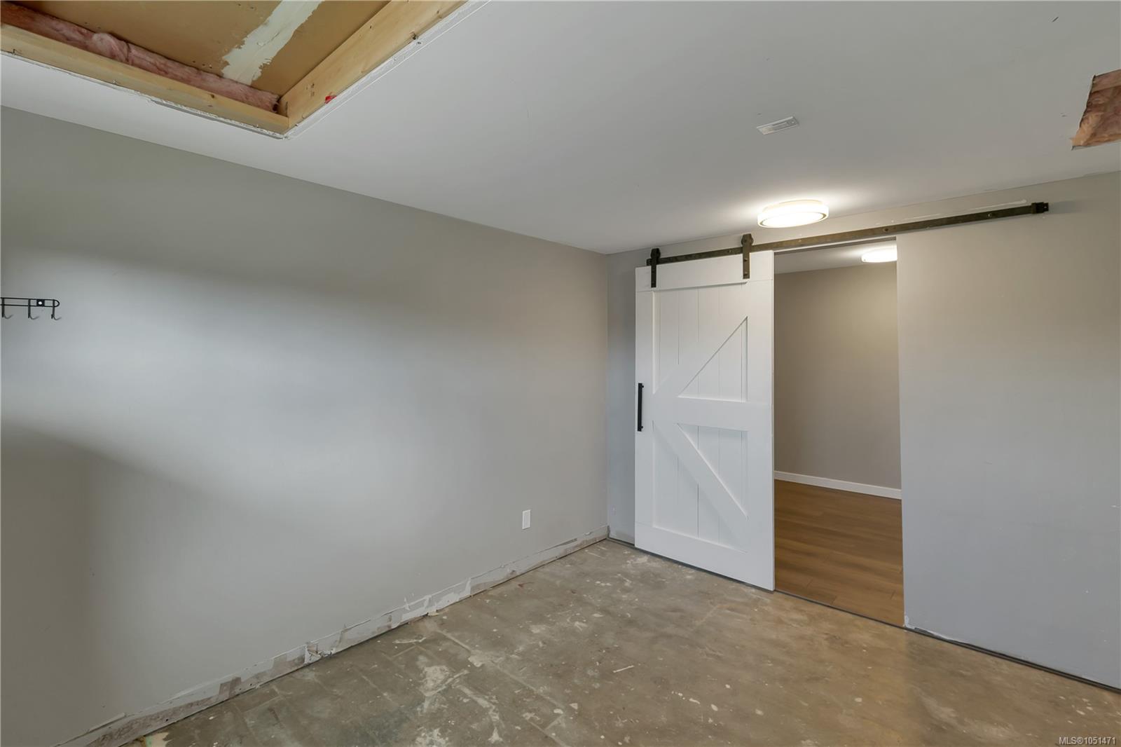 531 Savary Cres