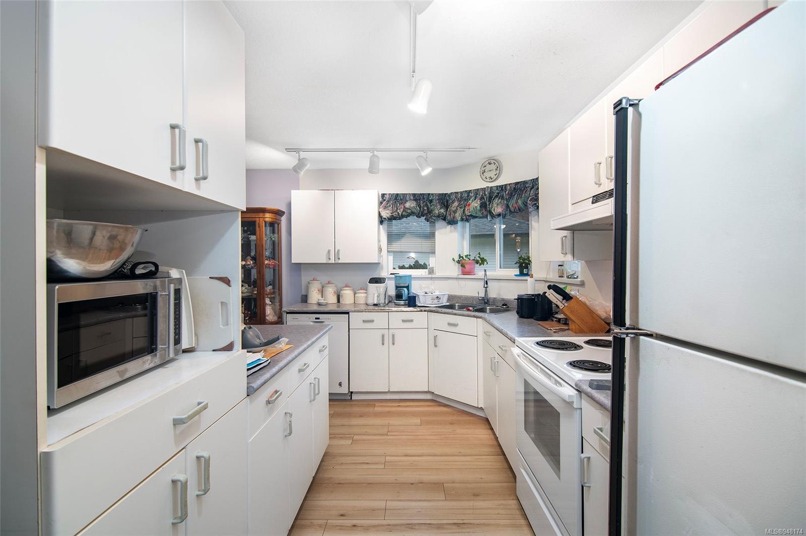 396 Harrogate Rd # 29