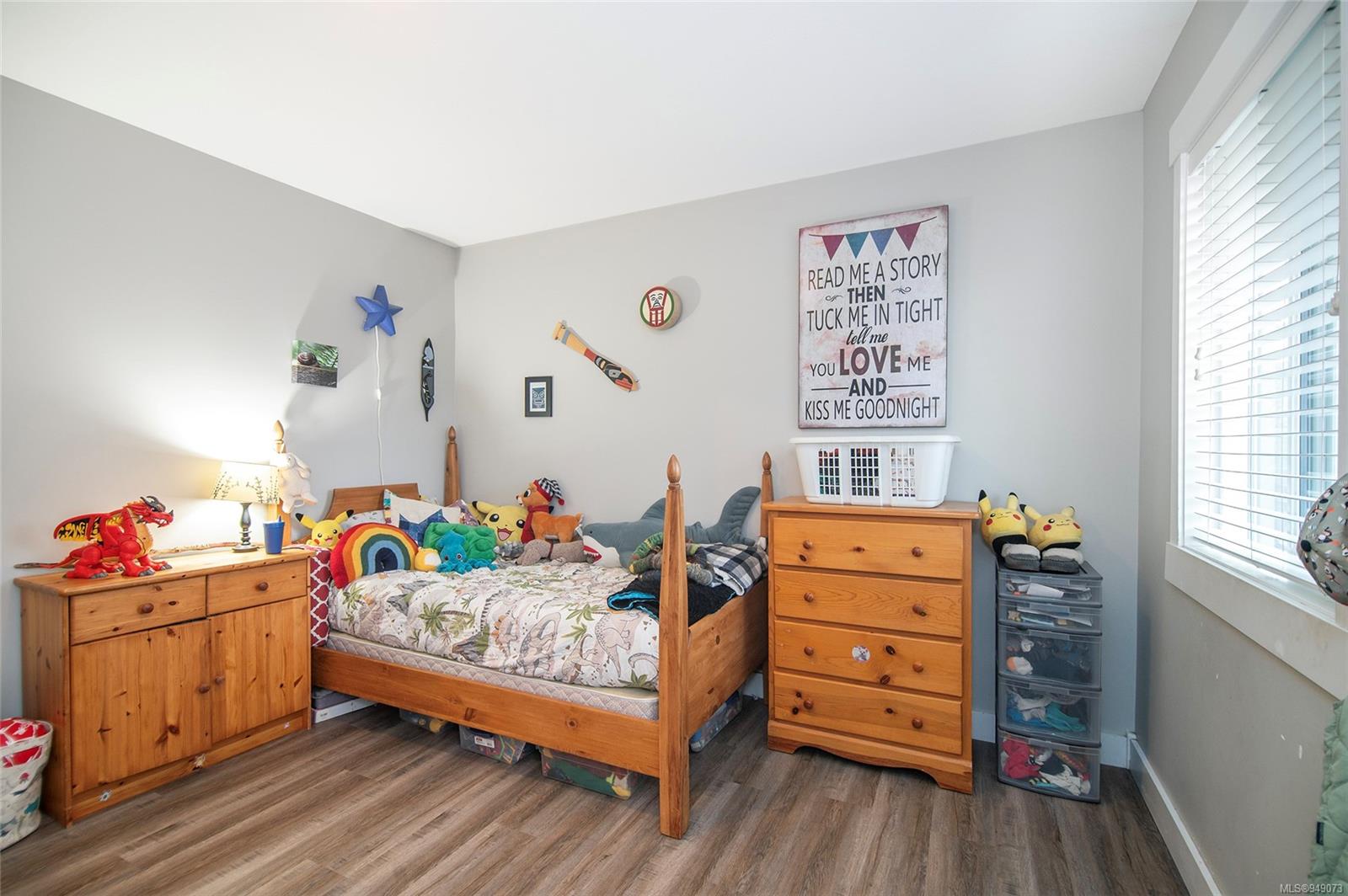 581 DOGWOOD St Unit: 5