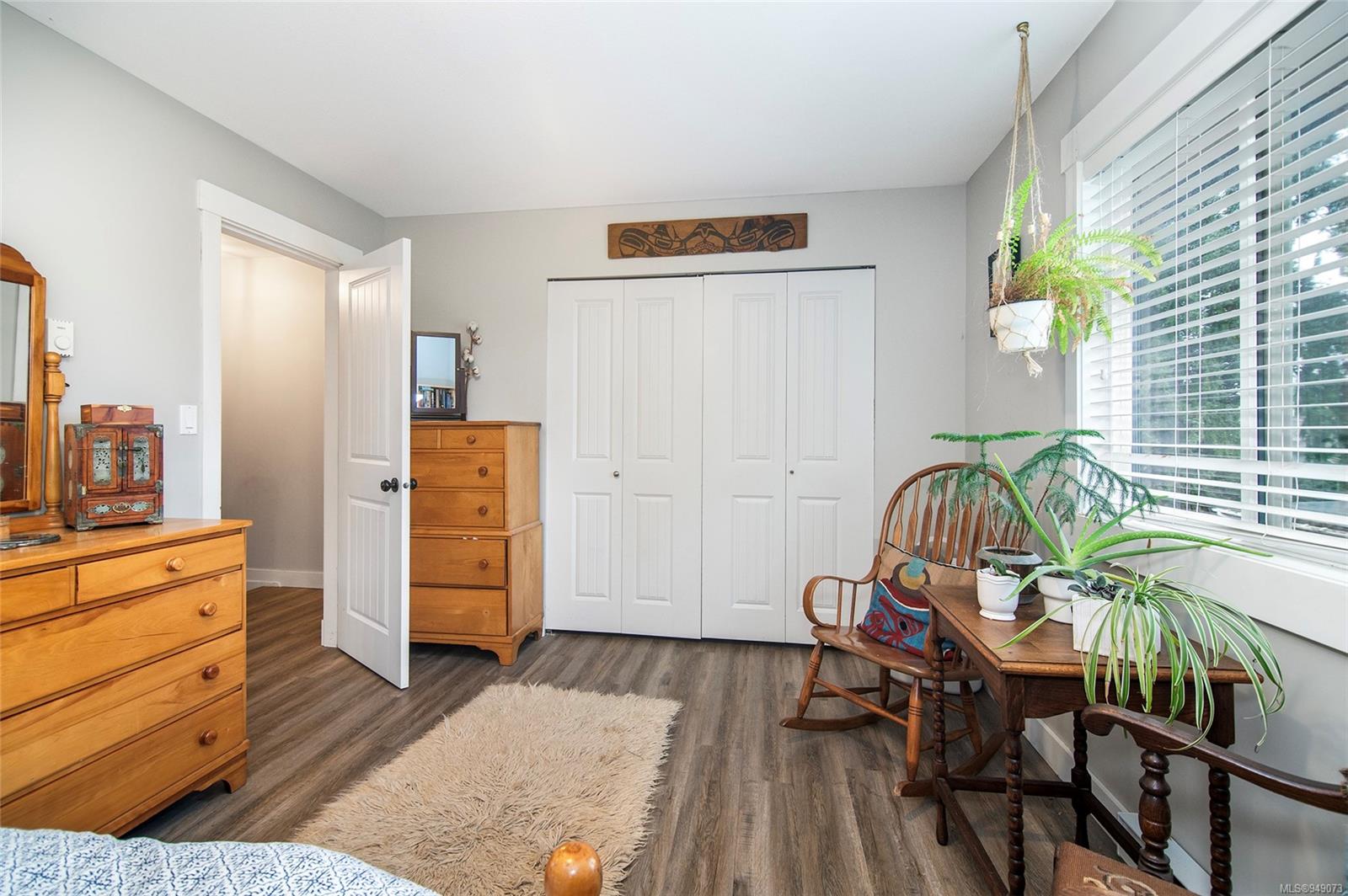 581 DOGWOOD St Unit: 5