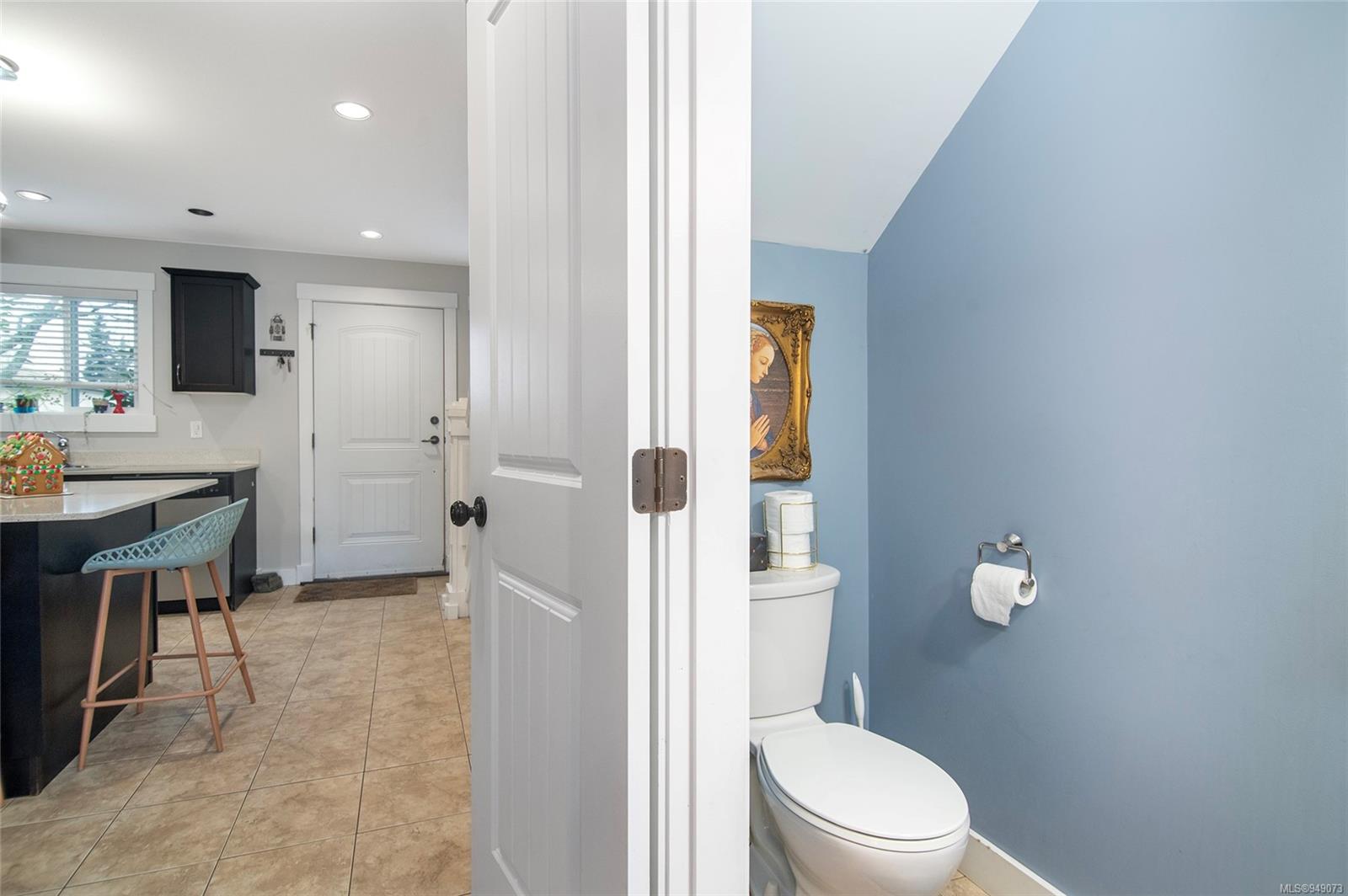 581 DOGWOOD St Unit: 5