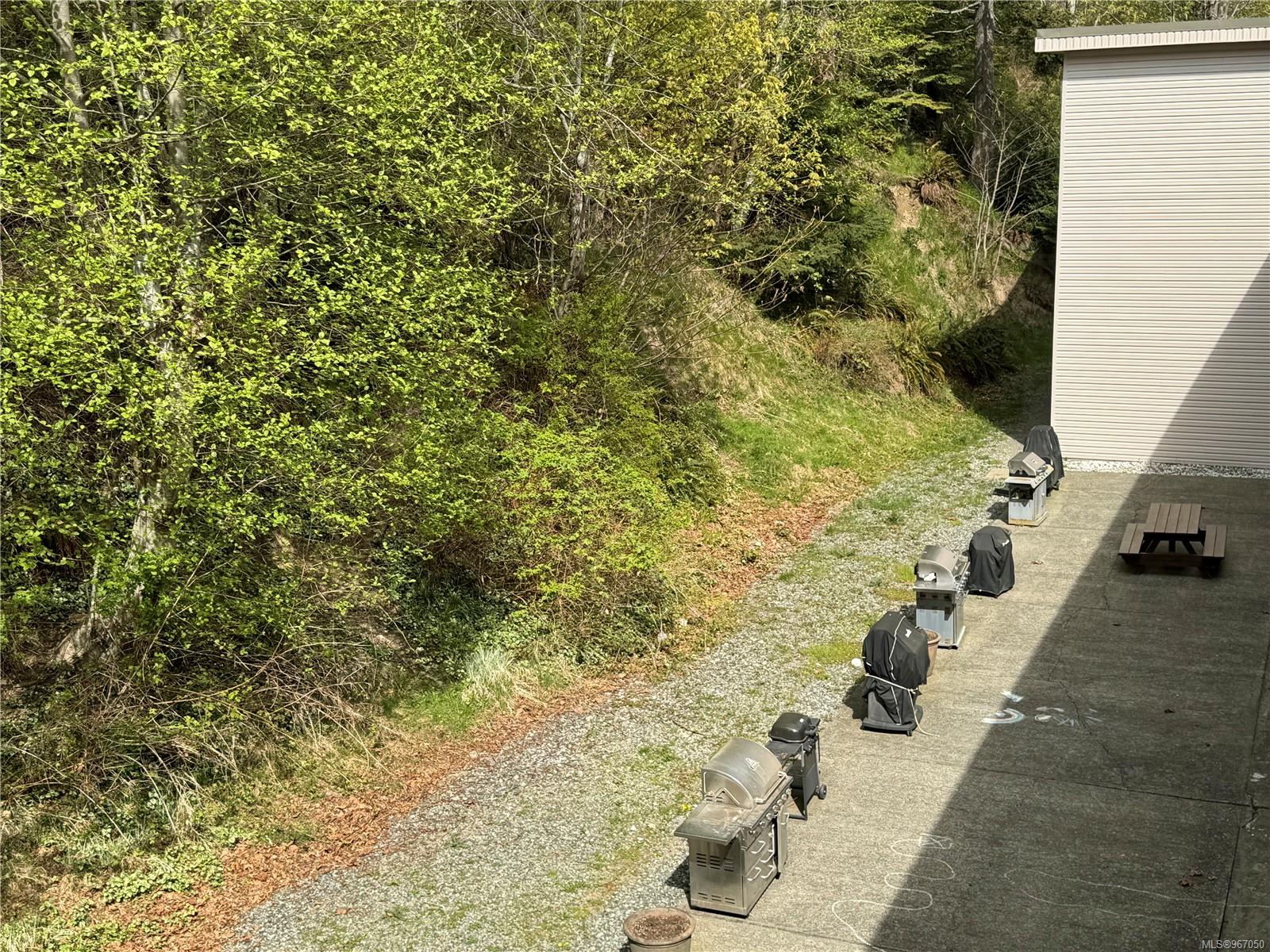 940 Island Hwy S # 36