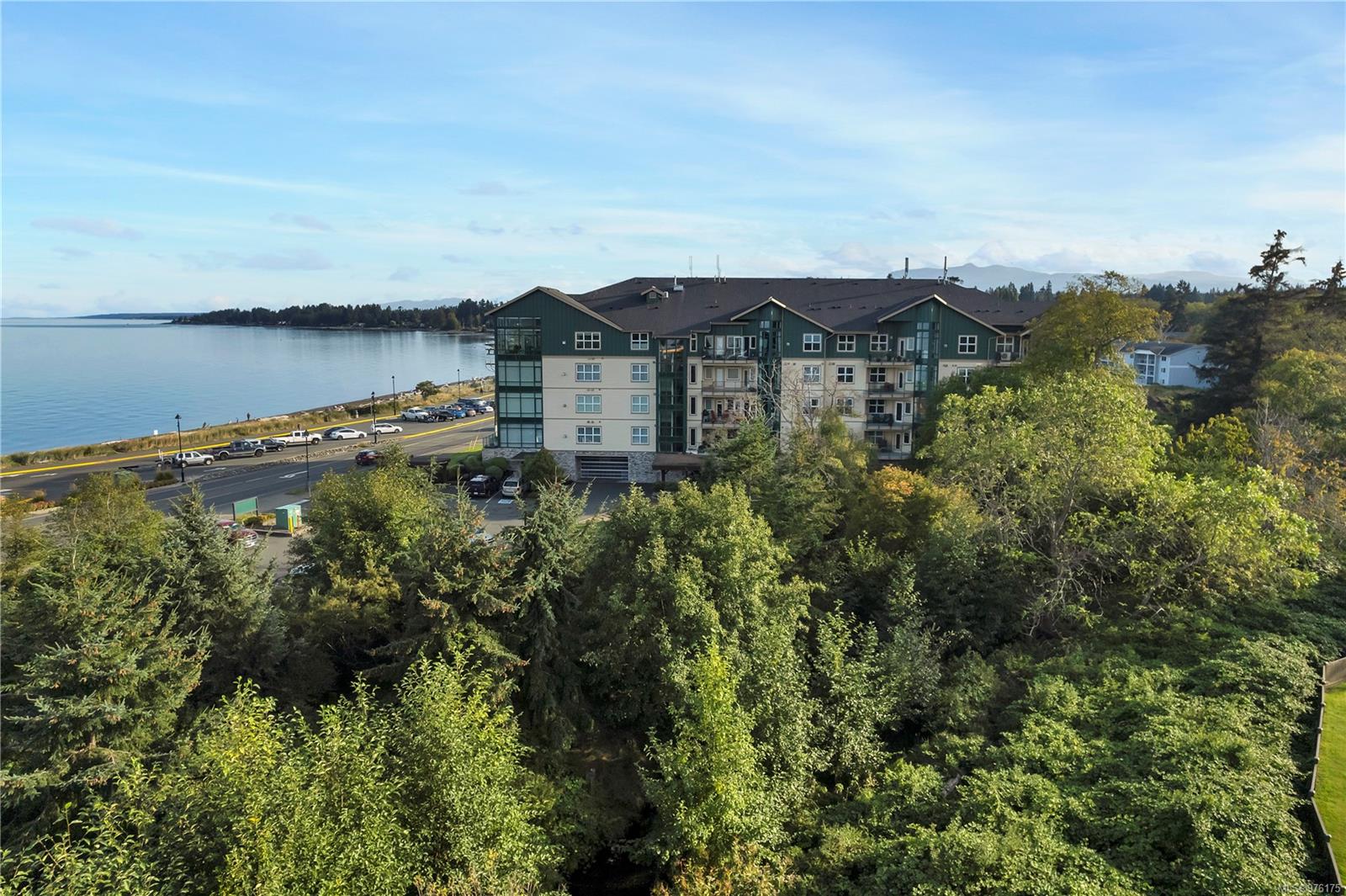 2676 Island Hwy S # 207