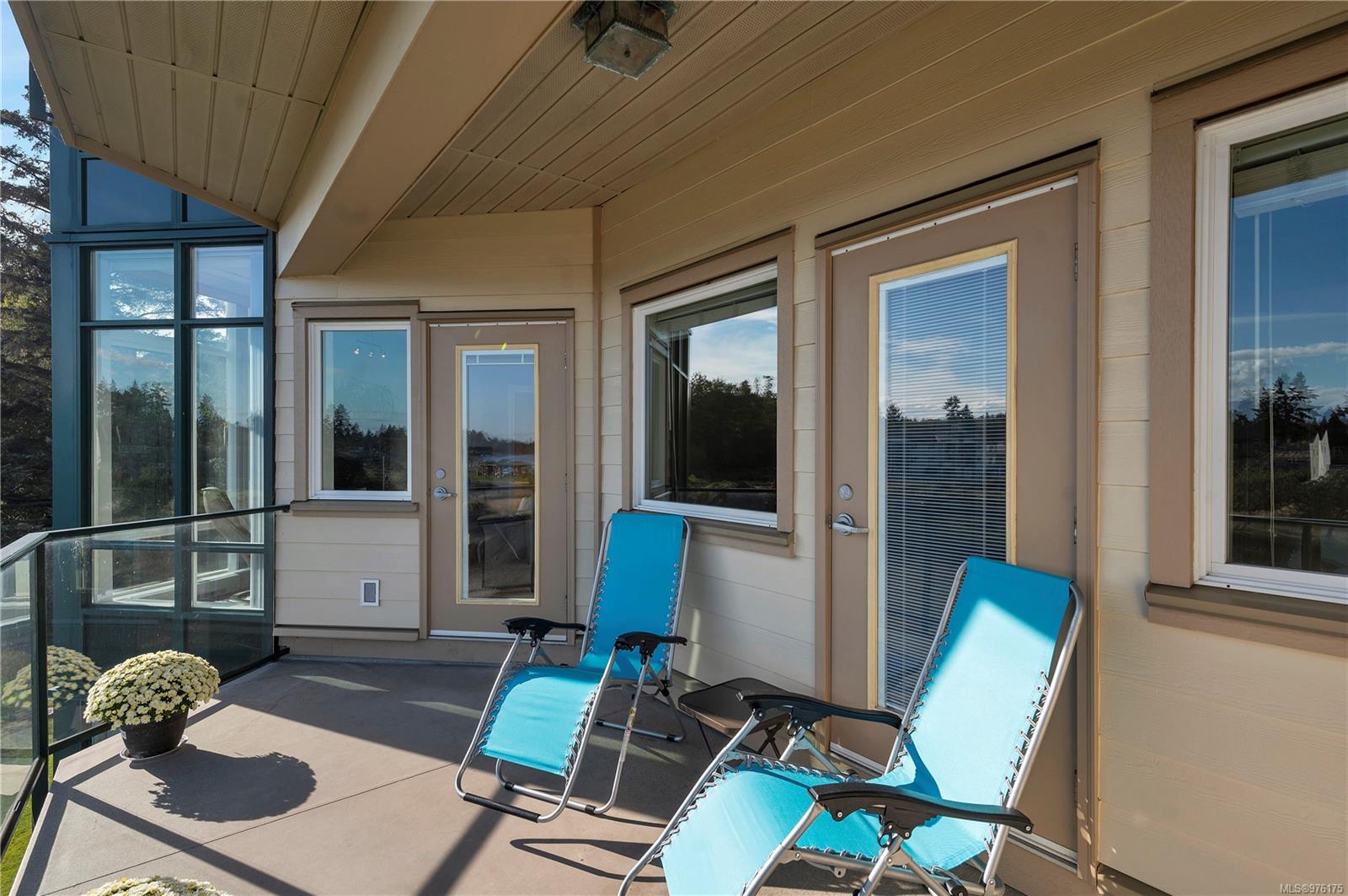 2676 Island Hwy S # 207