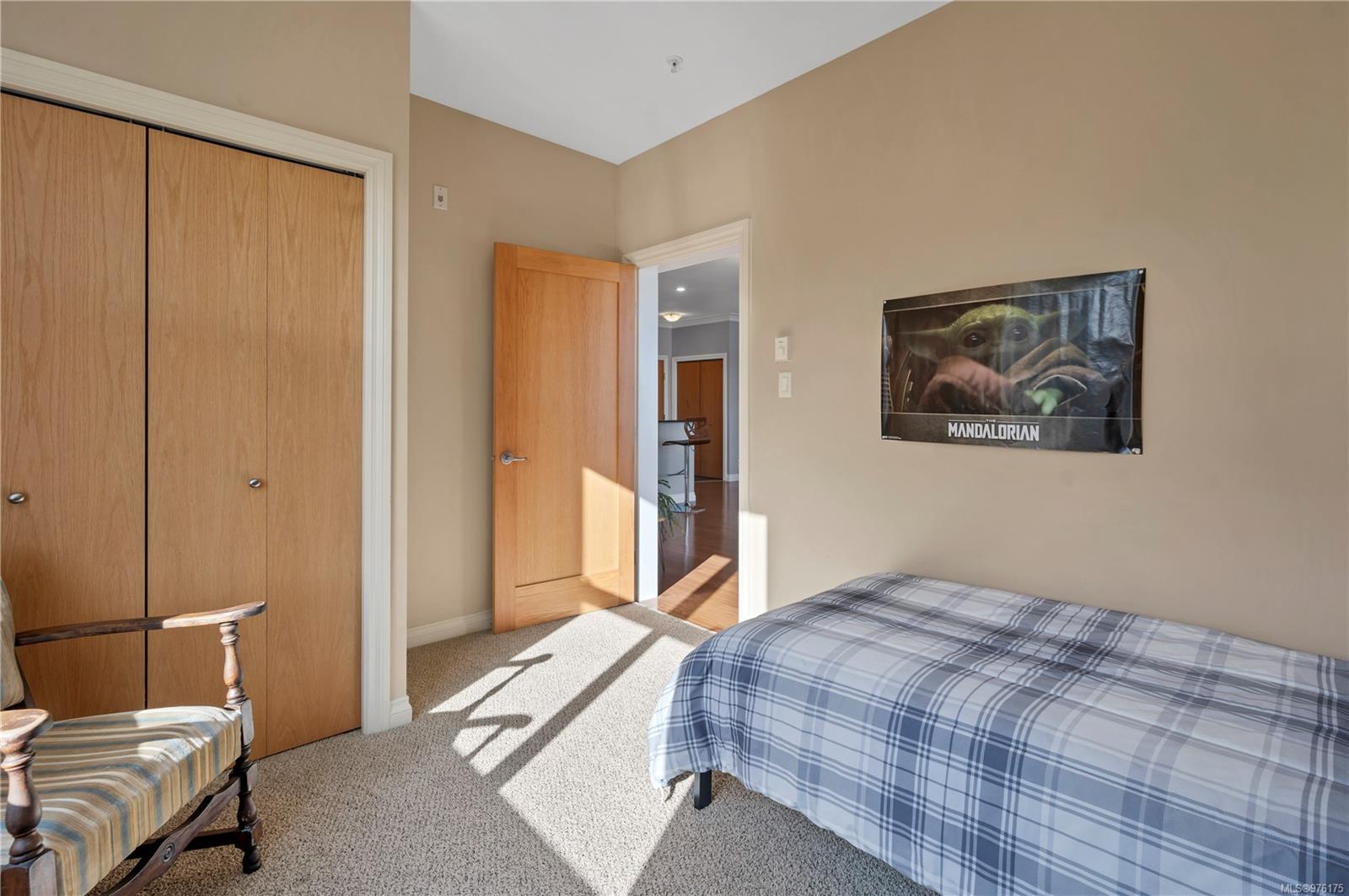 2676 Island Hwy S # 207