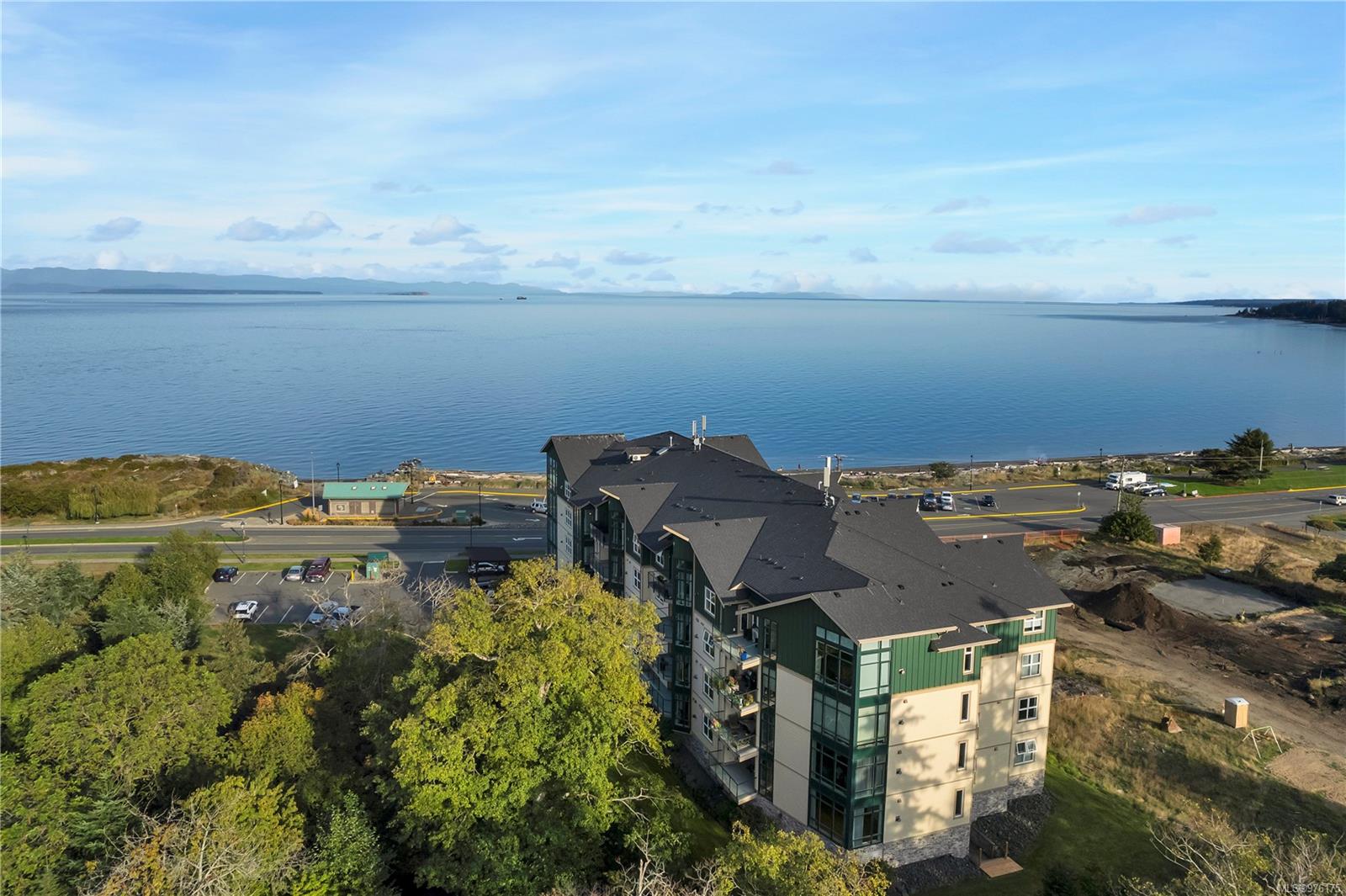 2676 Island Hwy S # 207