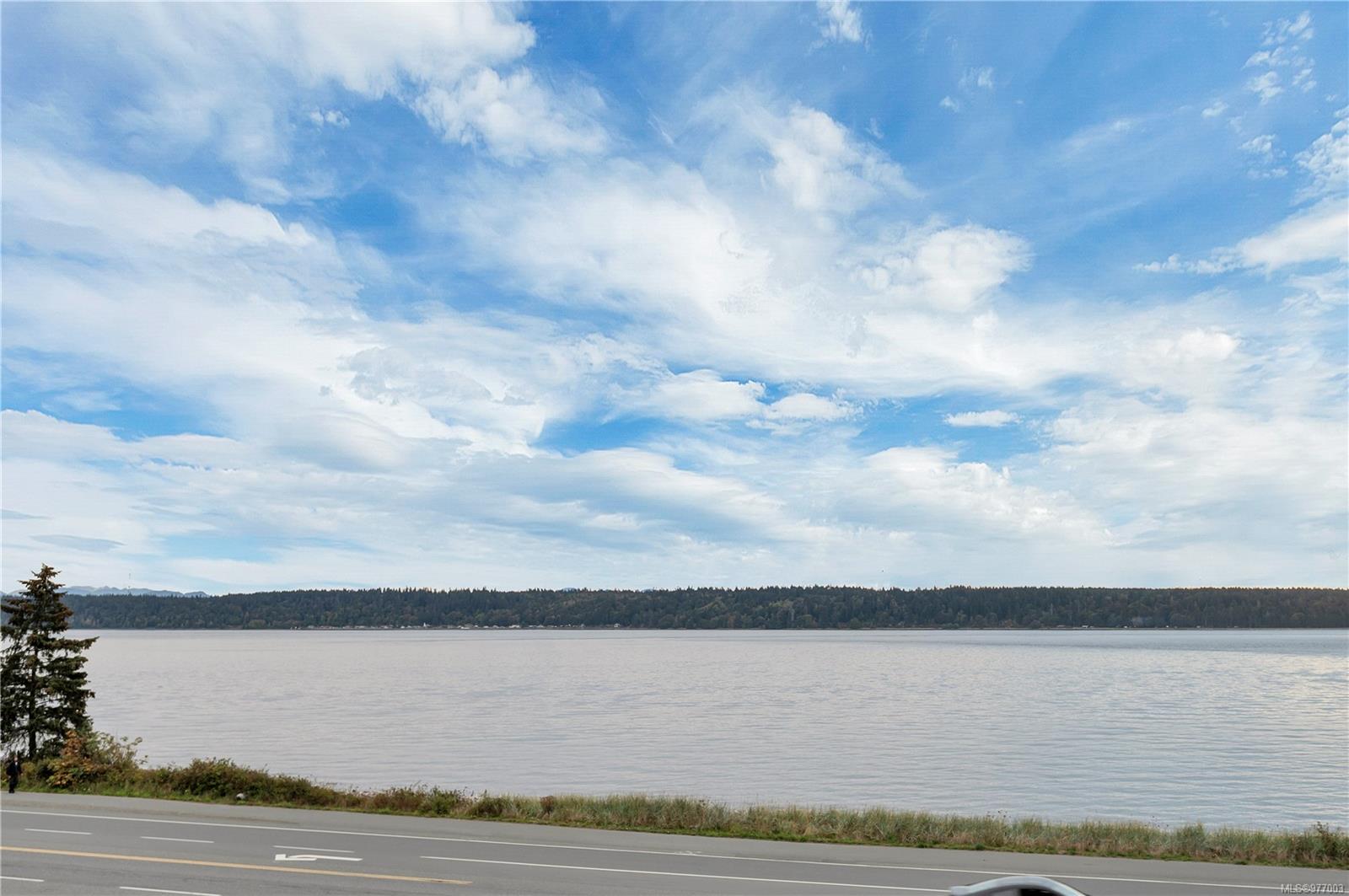 350 Island Hwy S # 202