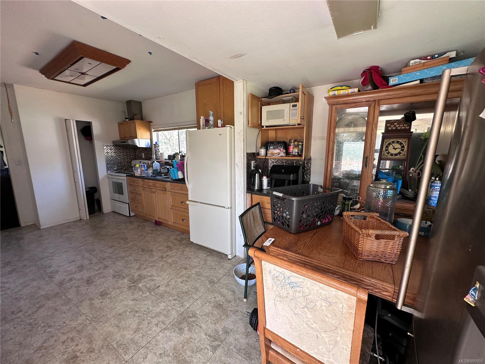 3851 Painter Rd