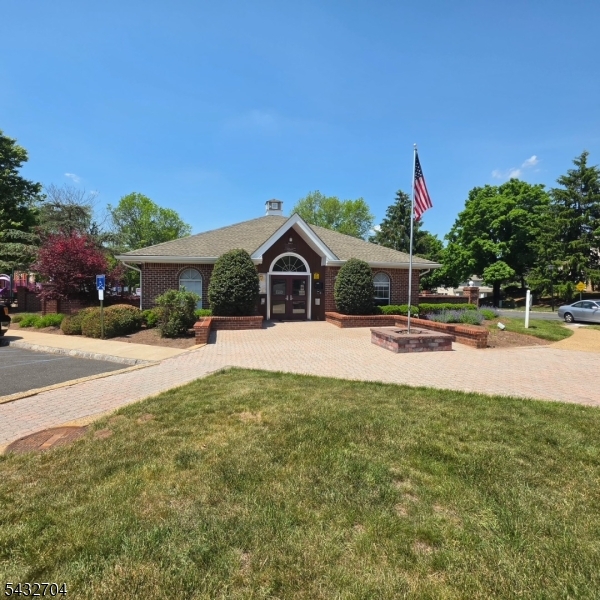 3012 Doolittle Dr