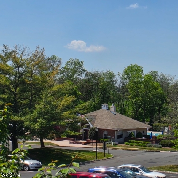 3012 Doolittle Dr