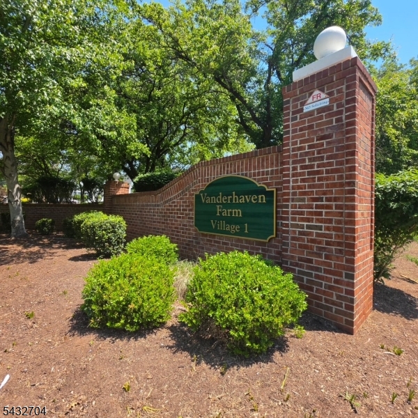 3012 Doolittle Dr