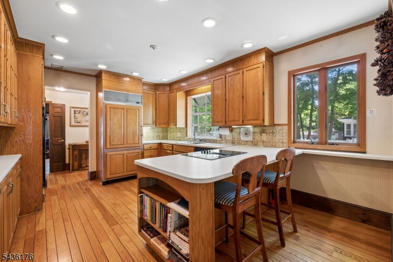 261 Beechwood Ave
