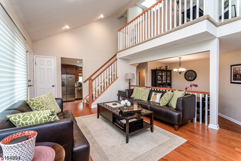 245 Crabtree Ct