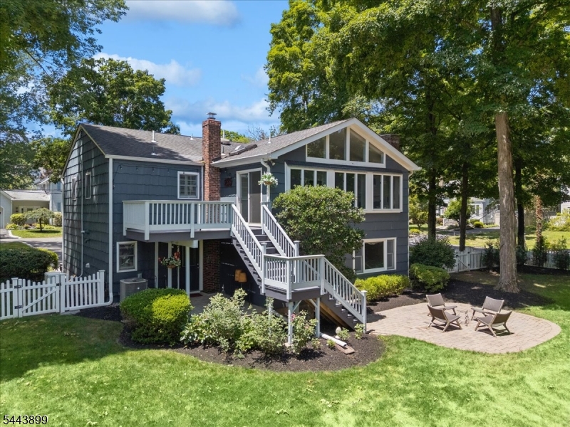 29 Hillside Ter