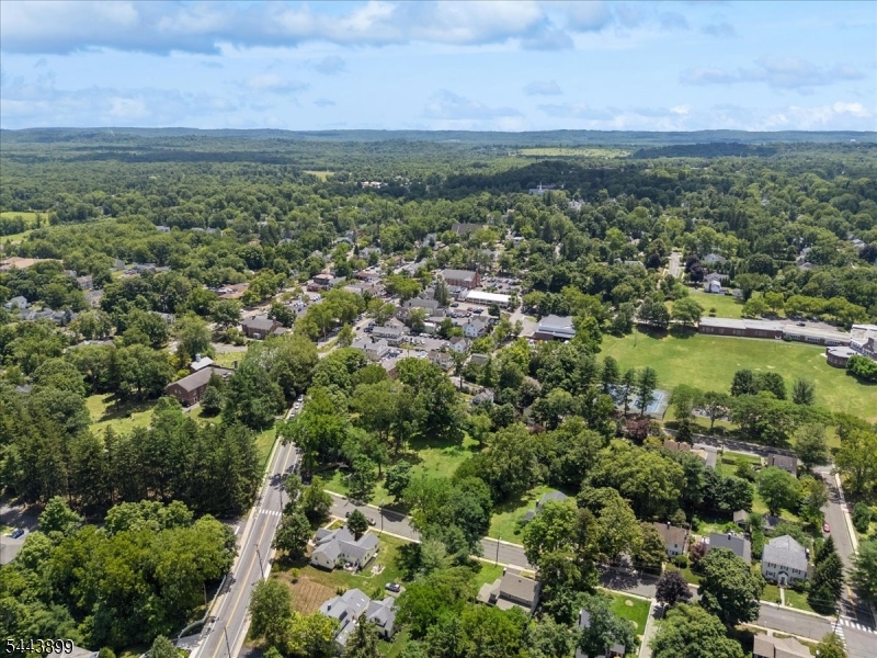 29 Hillside Ter