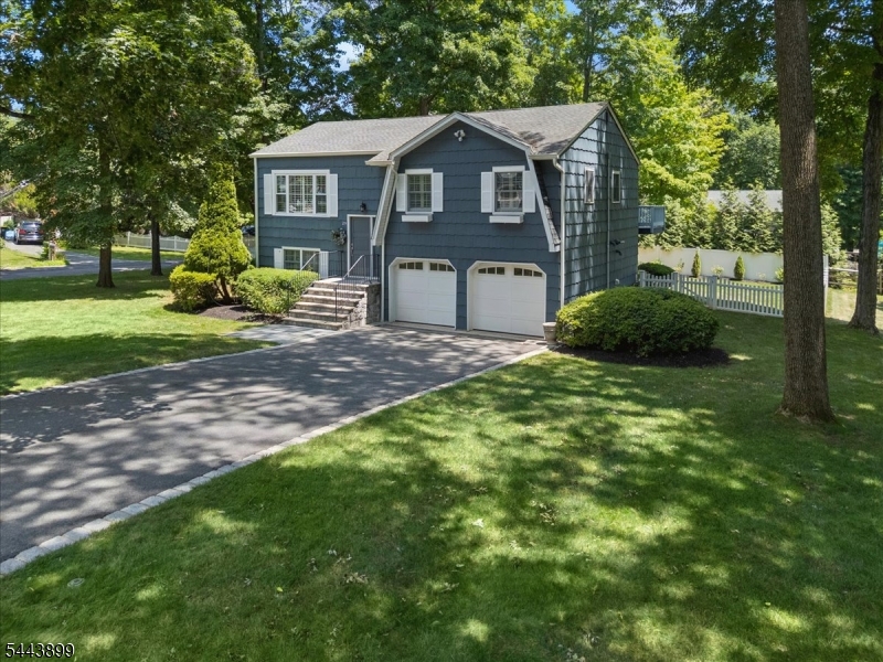 29 Hillside Ter