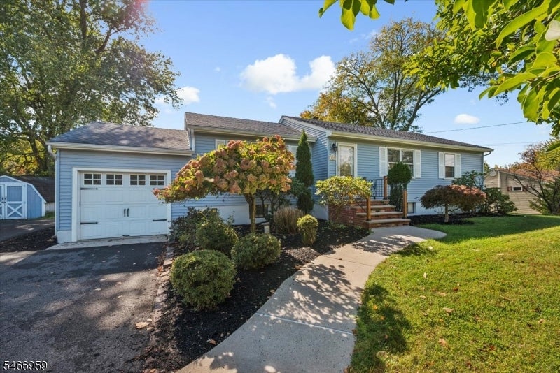 320 Garretson Rd