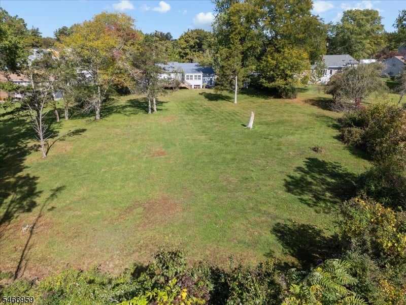 320 Garretson Rd