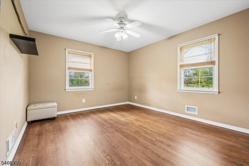 320 Garretson Rd