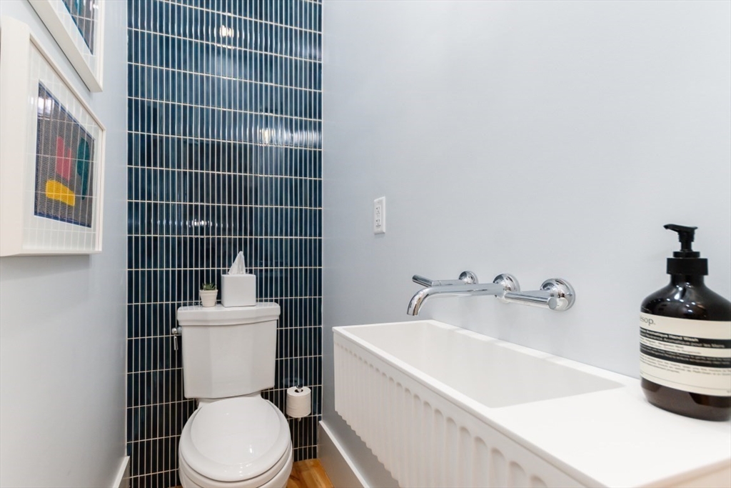 133 Spring St # 1 Unit: #1