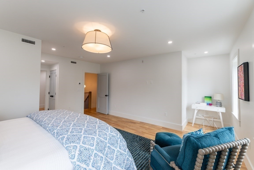 133 Spring St # 1 Unit: #1