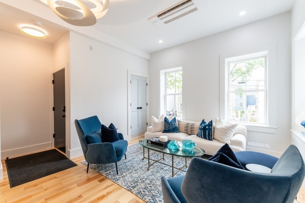 133 Spring St # 1 Unit: #1