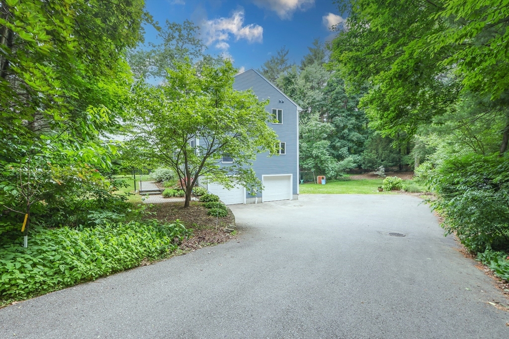 156 Worcester Lane