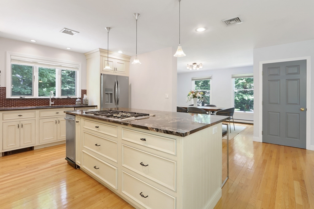 156 Worcester Lane