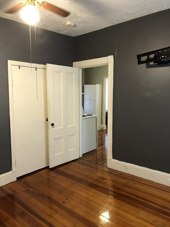 6 Rowley St. # 1F