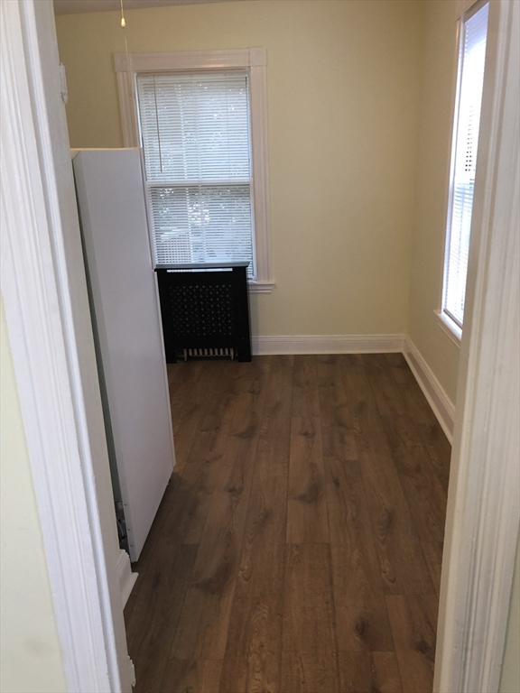 6 Rowley St. # 1F