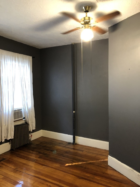 6 Rowley St. # 1F