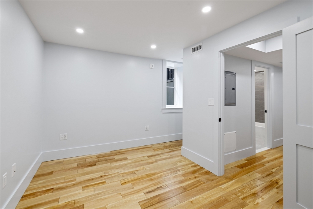 133 Spring St # 2 Unit: #2