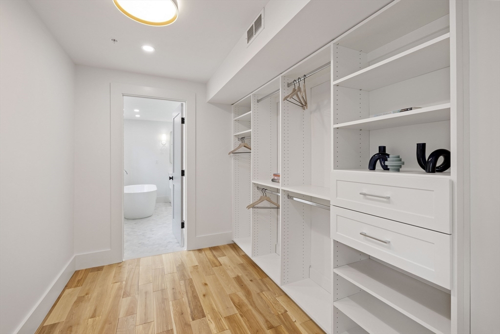 133 Spring St # 2 Unit: #2