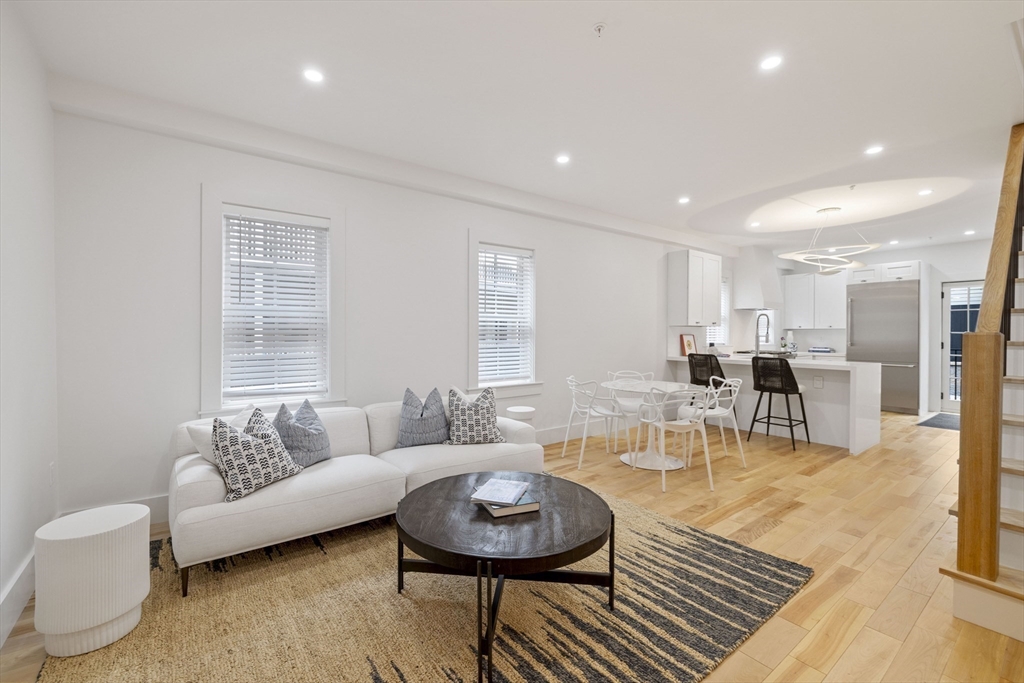 133 Spring St # 2 Unit: #2