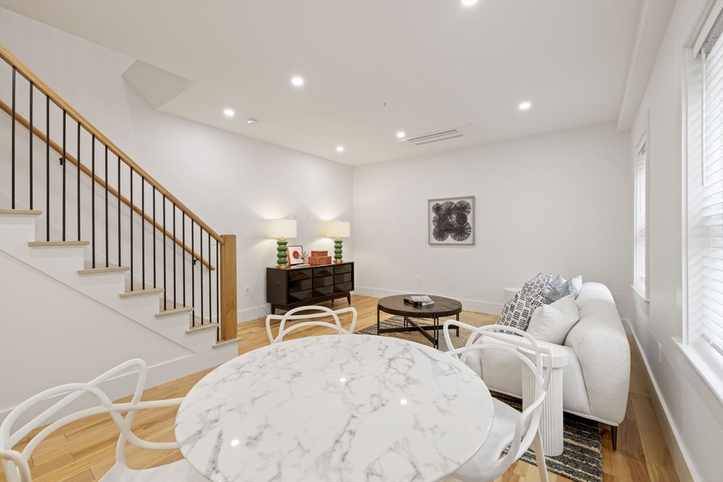 133 Spring St # 2 Unit: #2