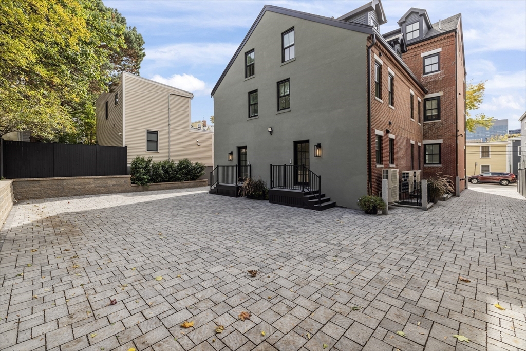 133 Spring St # 2 Unit: #2