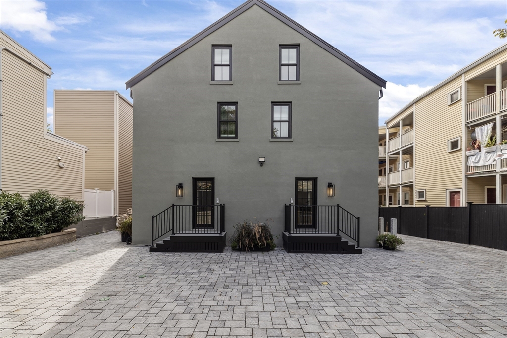 133 Spring St # 2 Unit: #2