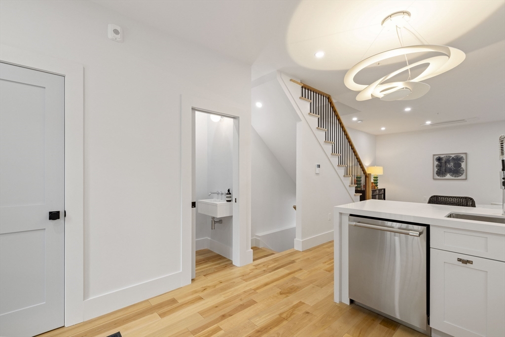 133 Spring St # 2 Unit: #2