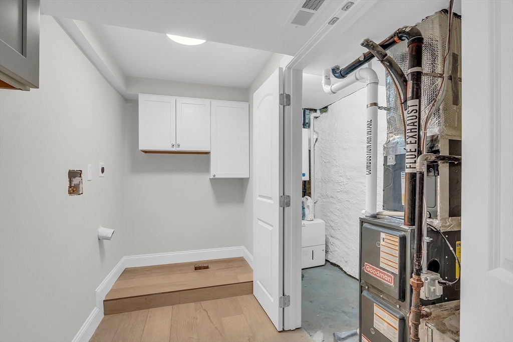 21 Loomis Street # 21