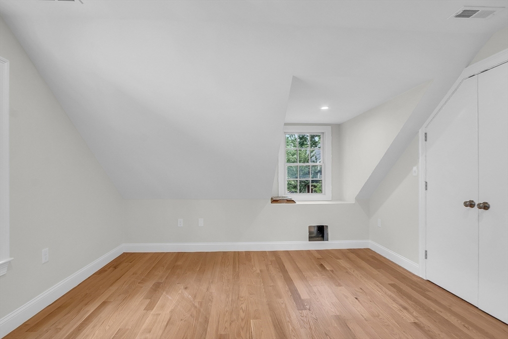 21 Loomis Street # 21