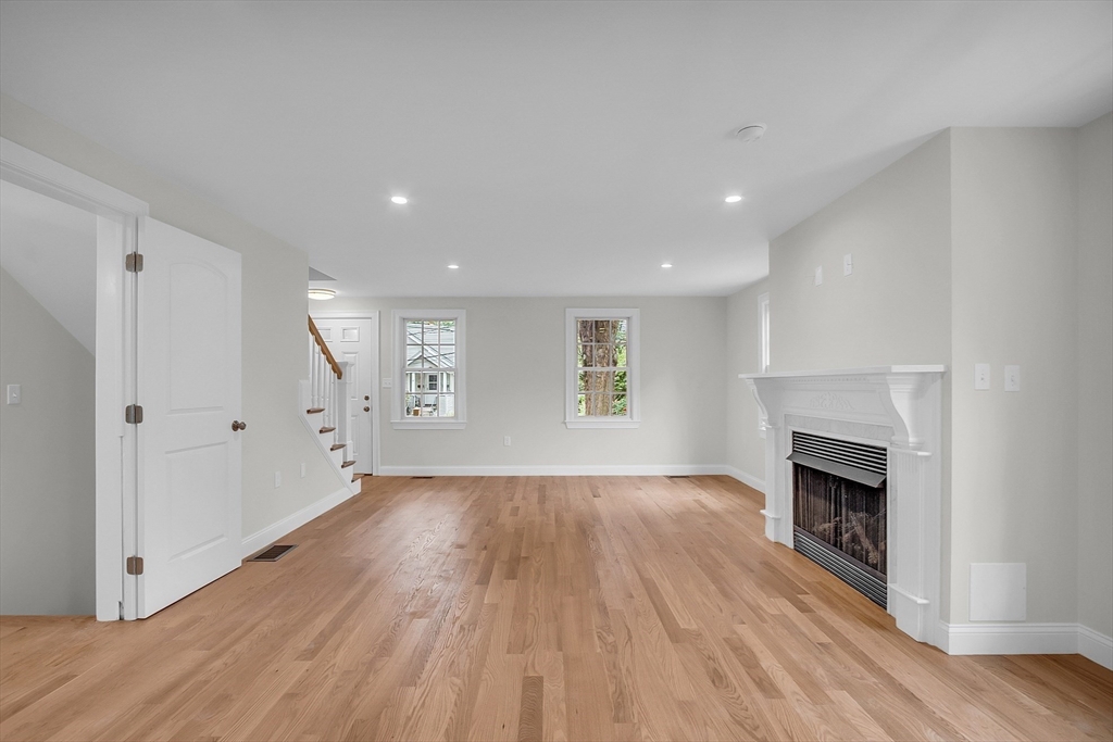 21 Loomis Street # 21