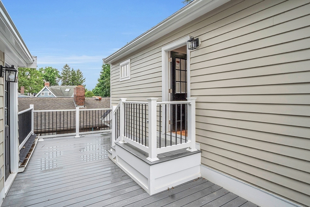 21 Loomis Street # 21
