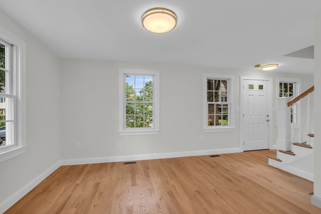 21 Loomis Street # 21