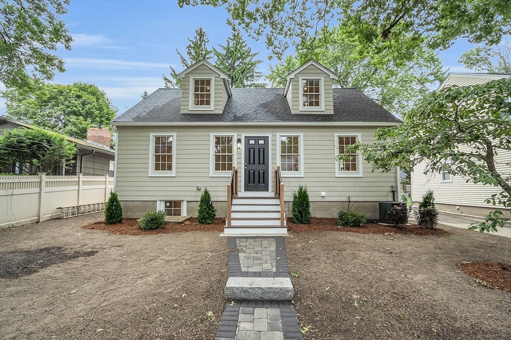 21 Loomis Street # 21