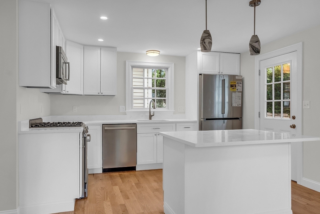 21 Loomis Street # 21