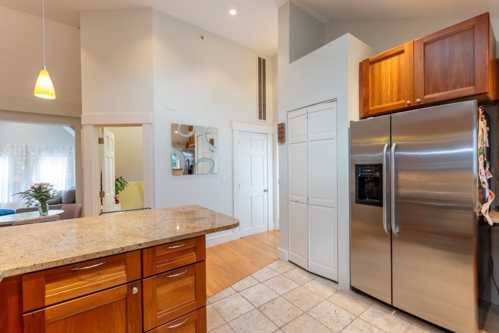 28 Holyoke Rd # 3